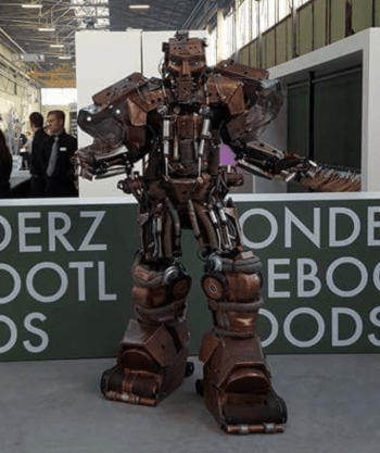 Giga Robot